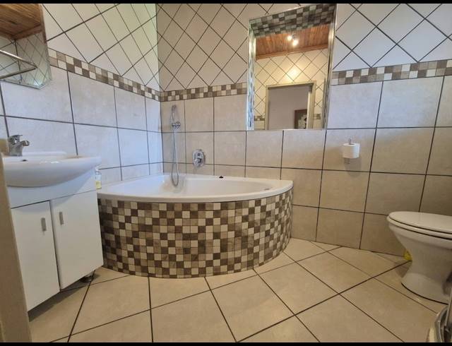3 BEDROOM HOUSE FOR SALE IN SONLAND PARK